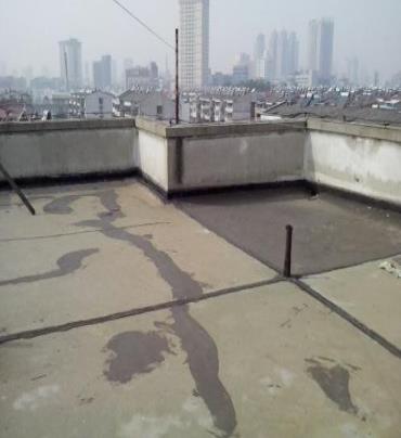 郏县漏水维修 楼顶漏水是什么原因，楼顶漏水维修方法是什么?
